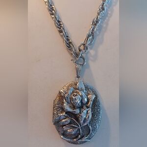 Vintage Whiting and Davis Silvertone Locket Necklace